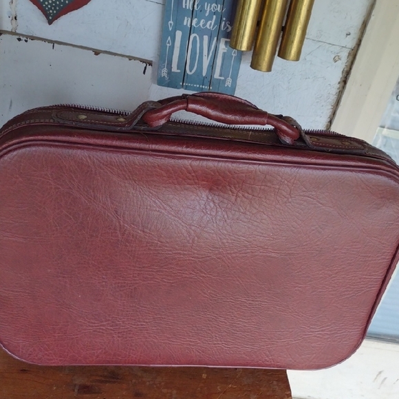 Brown Leather Suit Case Medium Size - Picture 1 of 4